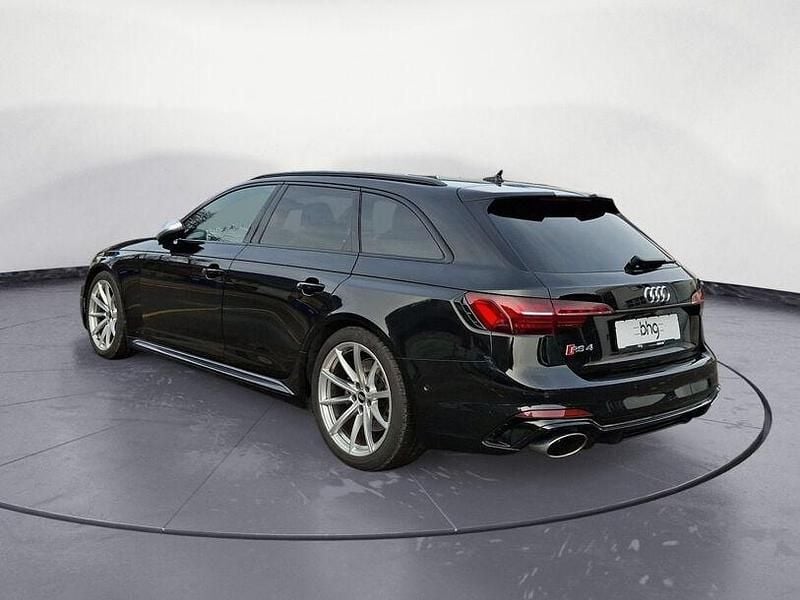 Gebraucht Audi RS4 Ambiente 450 PS (330 kW) 2021 Mythosschwarz metallic Kombi