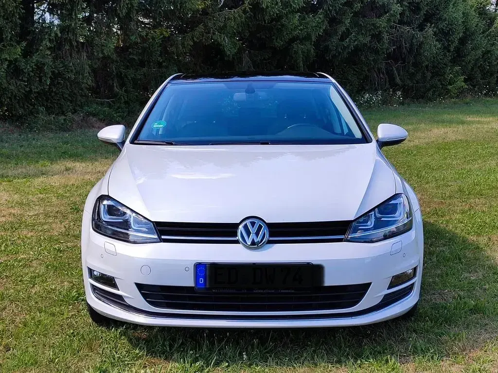 Gebraucht VW Golf VII Highline 150 PS (110 kW) 2016 Weiß Limousine