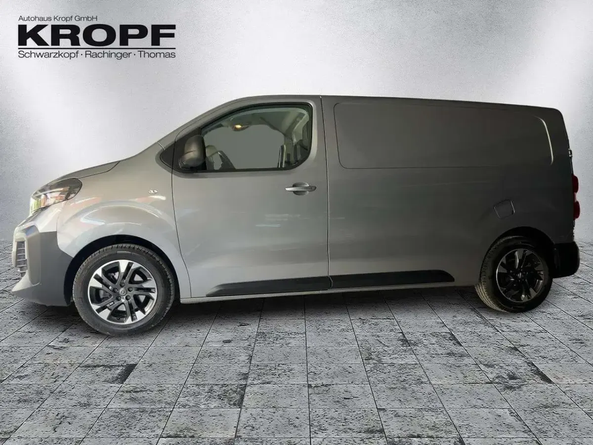 Gebraucht Opel Vivaro Basis 144 PS (105 kW) 2025 Lack grau artense/typ aussenve Van / Kleinbus