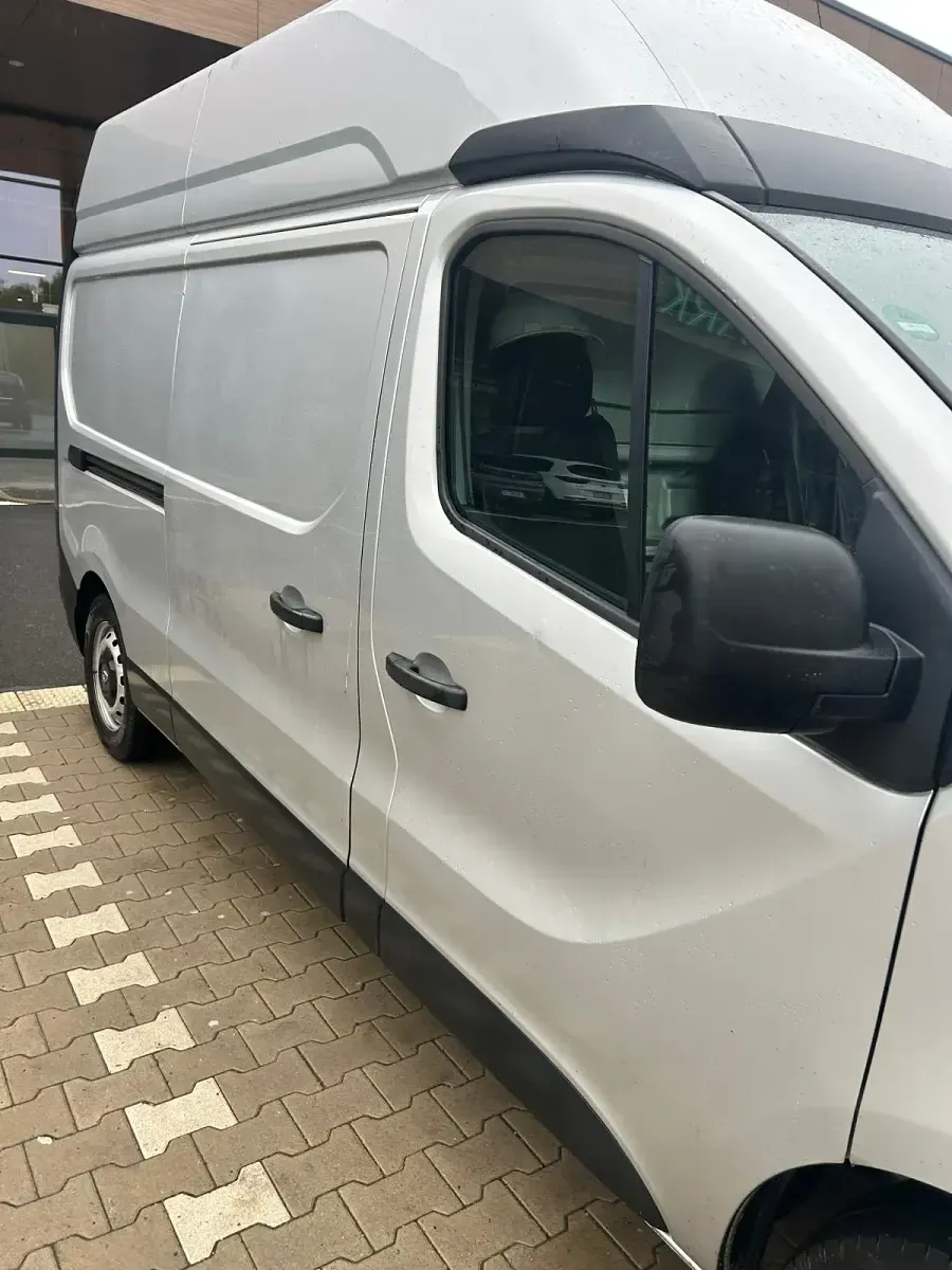 Brugt Renault Trafic 145 HK (106 kW) 2018 Sølv MPV