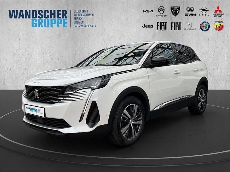 Gebraucht Peugeot 3008 Allure 131 PS (96 kW) 2023 Weißschwarz SUV