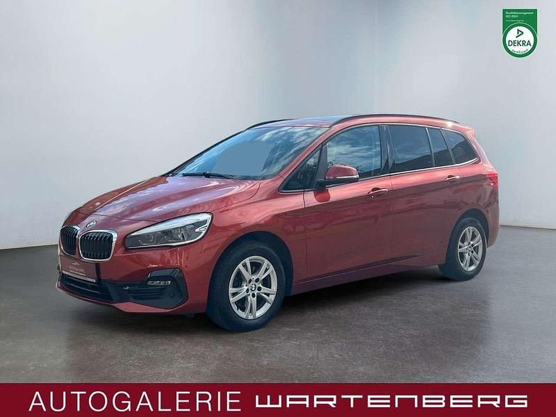 Gebraucht BMW 216 Sport Line 116 PS (85 kW) 2020 Sunset orange metallic Van / Kleinbus