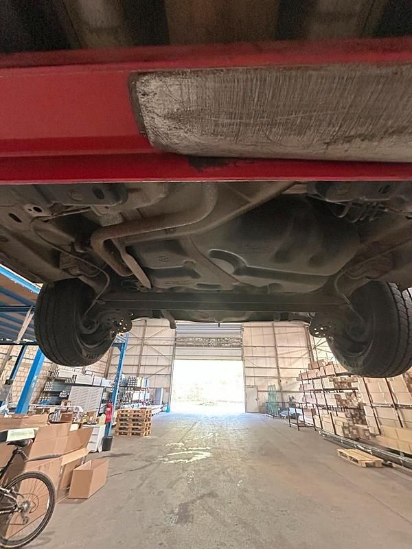 Second-hand Mitsubishi Space Star 70 CP (51 kW) 2013 Negru Monovolum