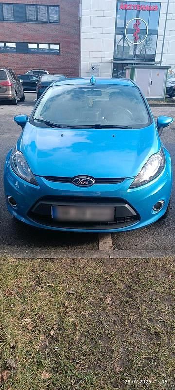 Gebraucht Ford Fiesta 60 PS (44 kW) 2011 Blau Kleinwagen