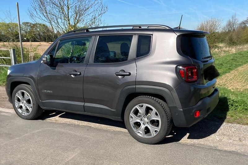 Gebraucht Jeep Renegade 120 PS (88 kW) 2019 Grau SUV