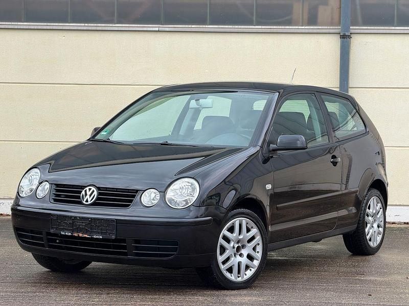 Schwarz Gebraucht 2003 VW Polo Kleinwagen | 3.699 € (Etwas zu teuer) - Bild 1/4