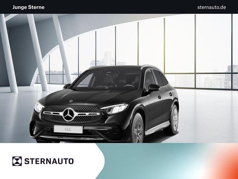 Metalliclack obsidianschwarz Gebraucht 2022 Mercedes GLC300e AMG line SUV | 54.980 € (Etwas zu teuer) - Bild 1/4