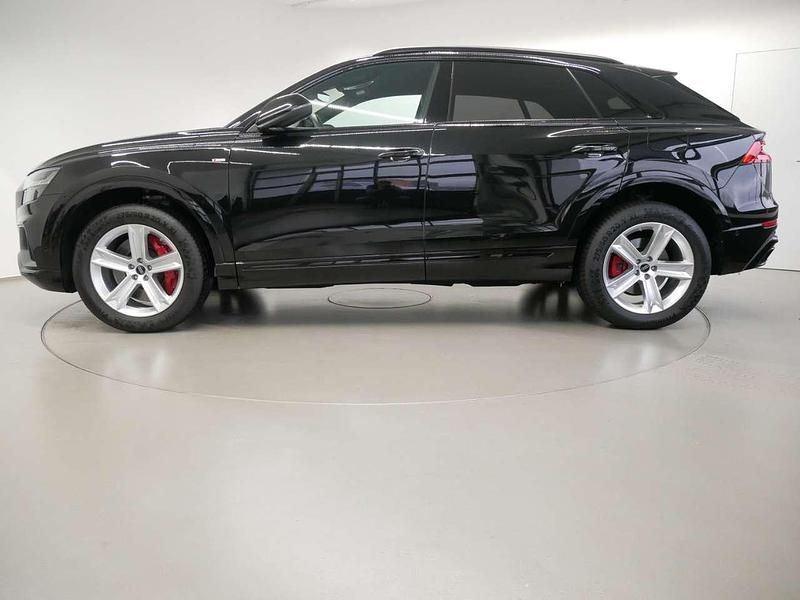 Gebraucht Audi Q8 S-Line 381 PS (280 kW) 2022 Schwarz SUV