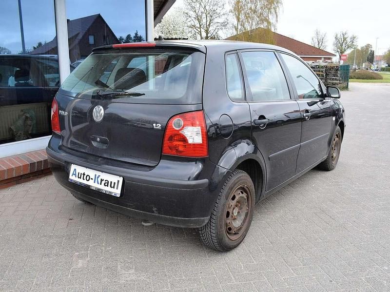 Second-hand VW Polo 64 CP (47 kW) 2003 Negru Hatchback