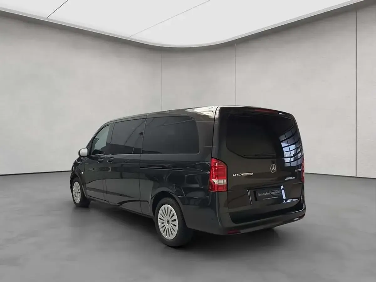 Gebraucht Mercedes Vito Marco Polo 163 PS (119 kW) 2025 Grau Van