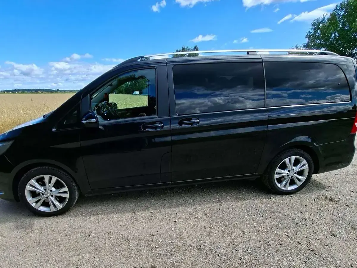 Gebraucht Mercedes V250 190 PS (139 kW) 2015 Schwarz Van / Kleinbus