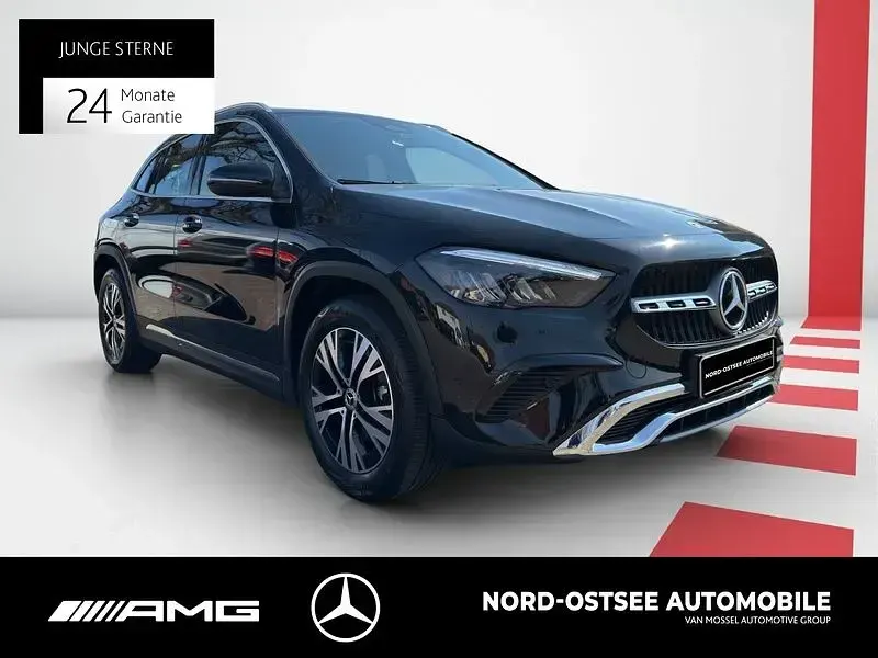 Gebraucht Mercedes GLA200 Progressive 150 PS (110 kW) 2025 Metalliclack kosmosschwarz SUV