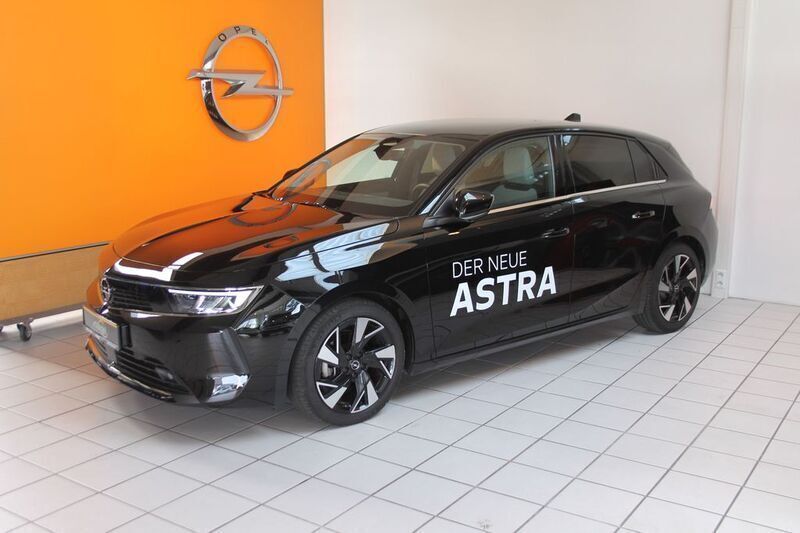 Schwarz Gebraucht 2022 Opel Astra Elegance Limousine | 23.990 € (Teuer) - Bild 1/4