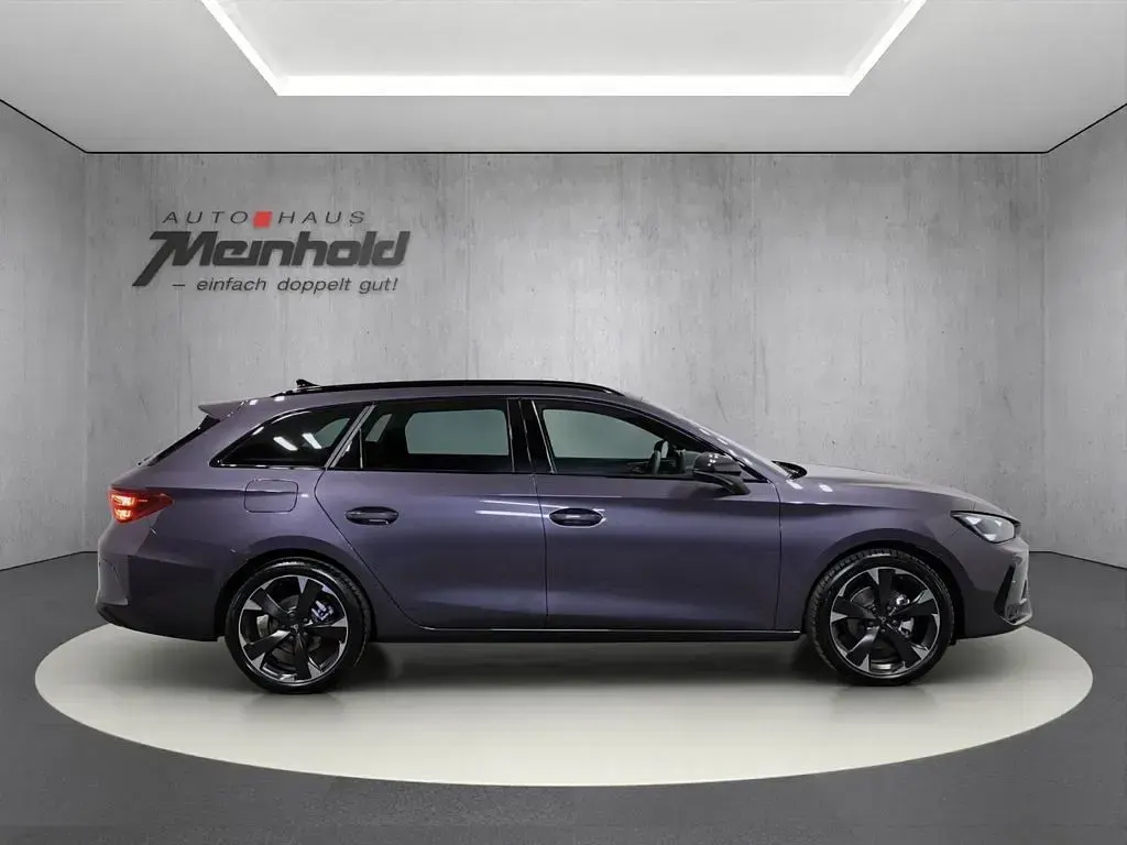 Gebraucht Cupra Leon 150 PS (110 kW) 2026 Dark void metallic Kombi