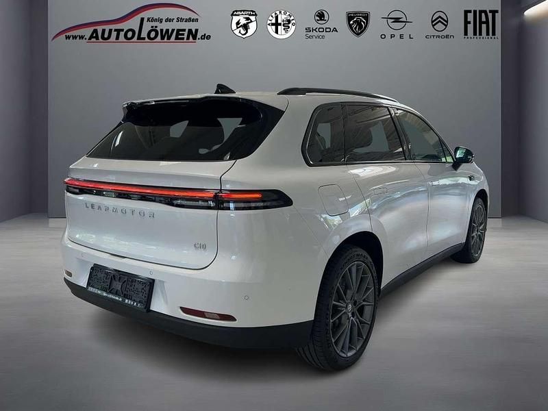 Neu Leapmotor C10 215 PS (158 kW) 2025 Pearly white SUV