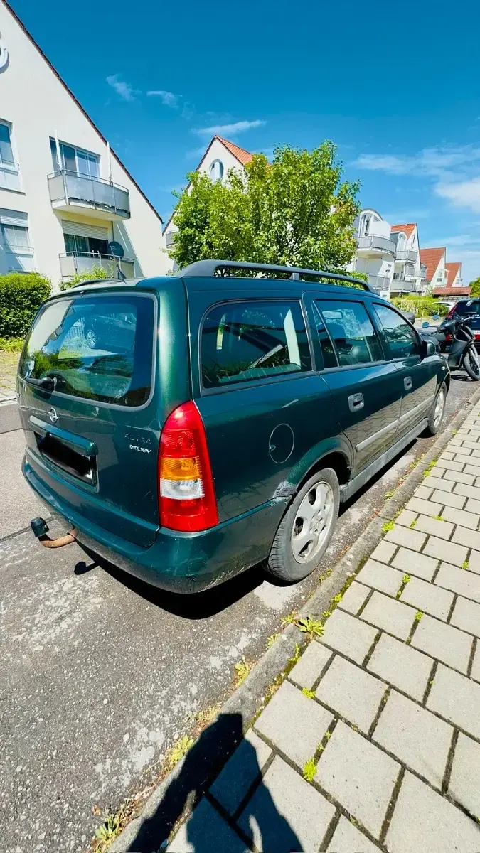 Gebraucht Opel Astra 101 PS (74 kW) 2000 Grün Kombi