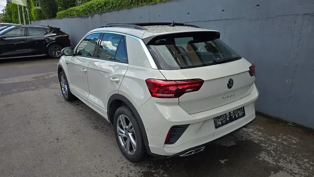 Gebraucht VW T-Roc R-line 150 PS (110 kW) 2024 Grau SUV