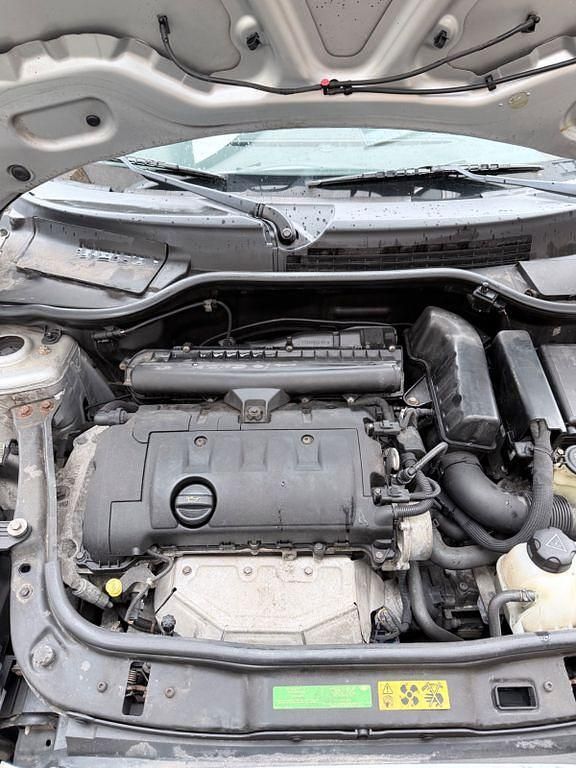 Second-hand Mini ONE 95 CP (69 kW) 2008 Argintiu Hatchback