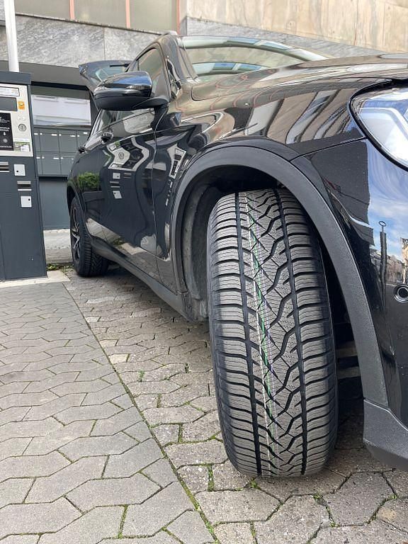 Schwarz Gebraucht 2016 Mercedes GLC220 SUV | 22.999 € (Guter Preis) - Bild 1/4