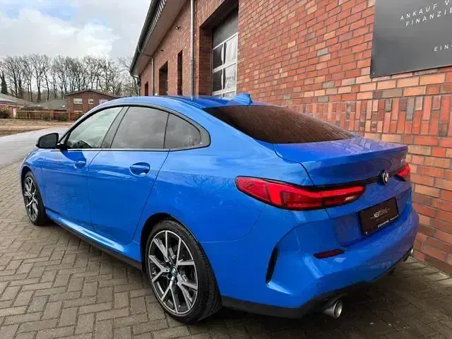 Gebraucht BMW 220 M Sport 190 PS (139 kW) 2022 Blau Coupé