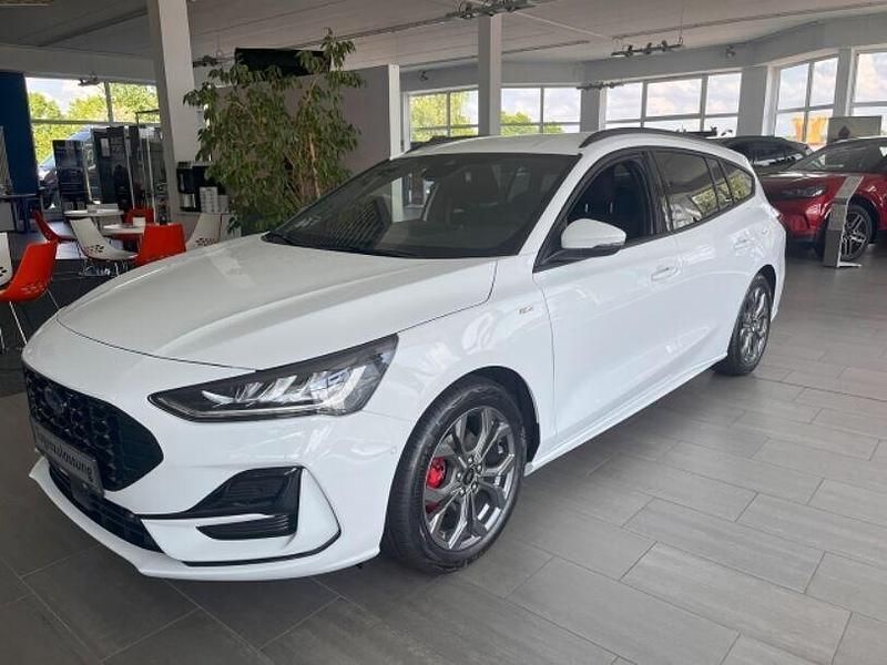 Neu Ford Focus ST-Line 125 PS (91 kW) 2025 Frozen white (weiss) Kombi