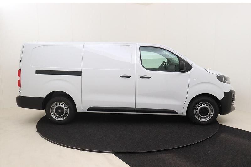 Neu Peugeot Expert 144 PS (105 kW) 2025 Kaolin white Van