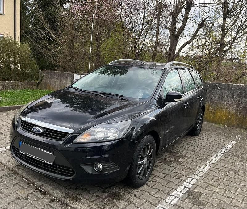 Usata Ford Focus 110 CV (80 kW) 2010 Nero Station wagon