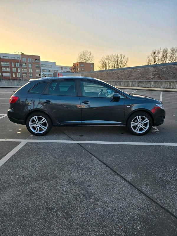 Gebraucht Seat Ibiza ST 86 PS (63 kW) 2011 Grau Kombi