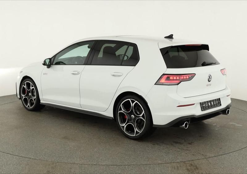 Neu VW Golf VIII GTI 2026 Pure white
