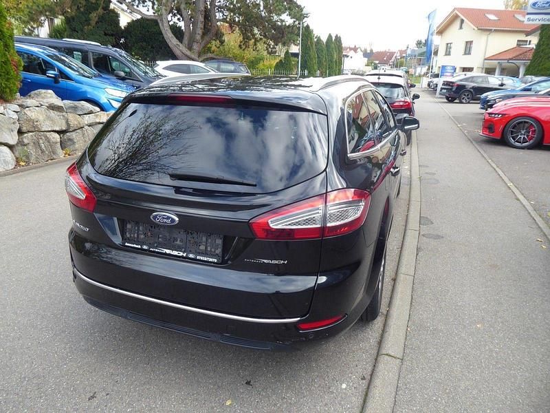 Gebraucht Ford Mondeo Business Edition 163 PS (119 kW) 2014 Schwarz Kombi