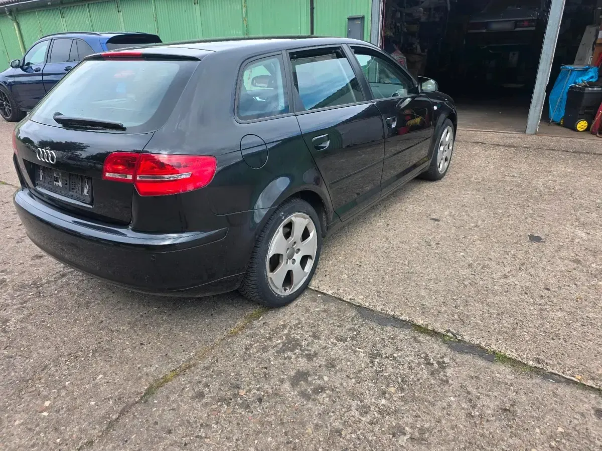 Gebraucht Audi A3 Sportback 200 PS (147 kW) 2004 Schwarz Kleinwagen