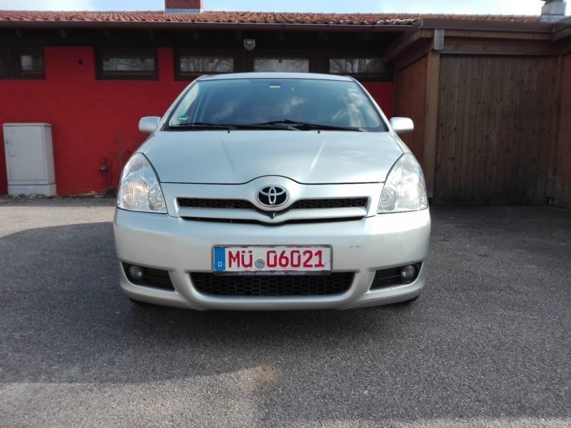 Toyota Corolla Verso D Cat Executive Toyota Corolla Verso D Cat Executive