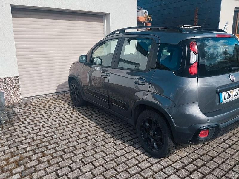 Gebraucht Fiat Panda 69 PS (50 kW) 2019 Grau Kleinwagen