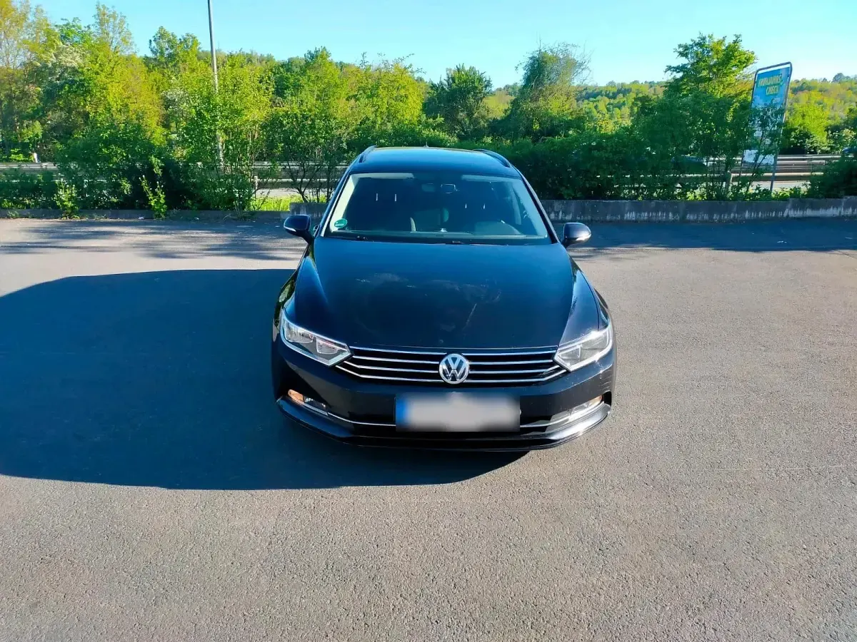 Usata VW Passat 120 CV (88 kW) 2016 Nero Station wagon