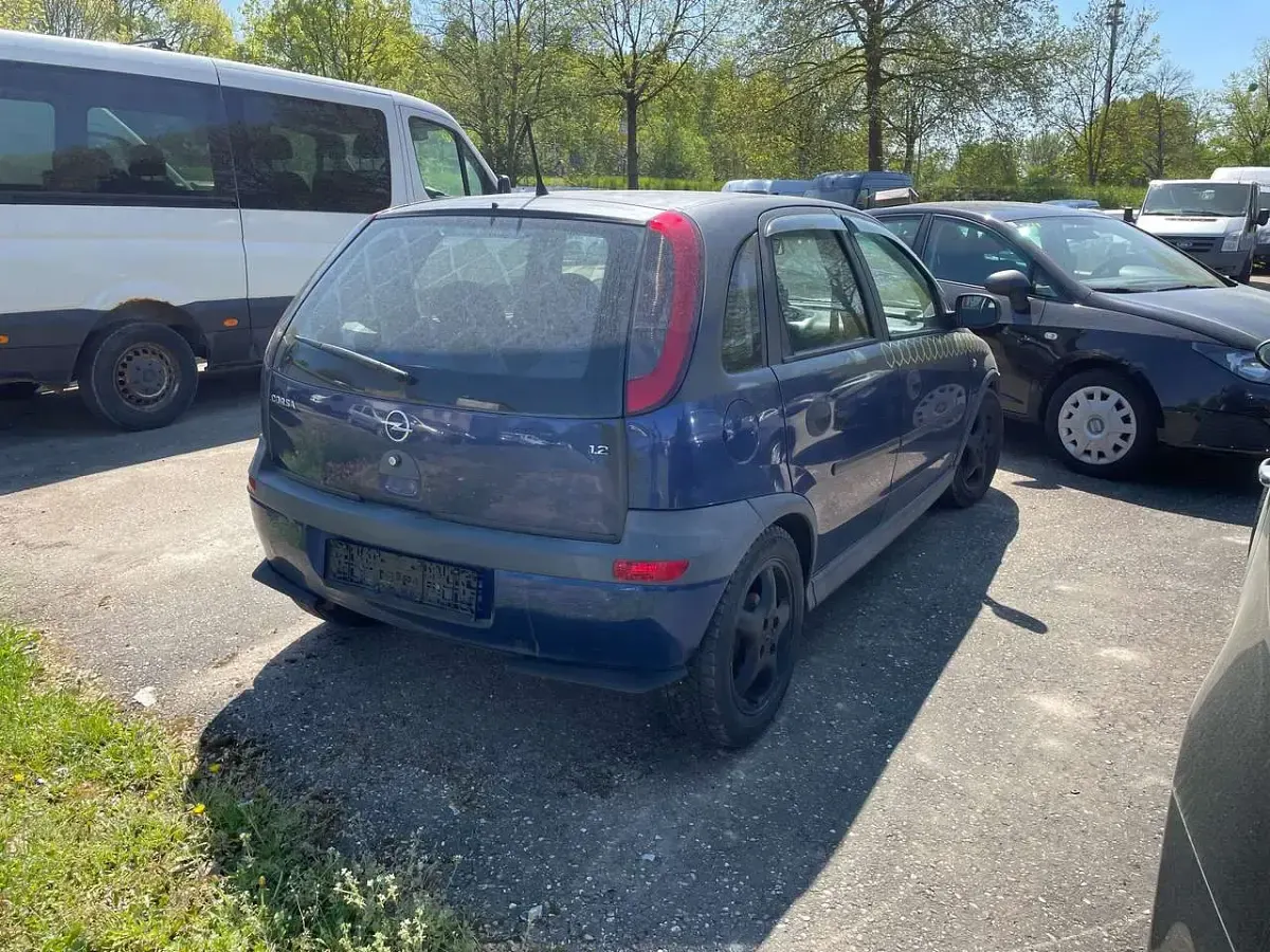 Usata Opel Corsa 75 CV (55 kW) 2003 Blu Utilitaria