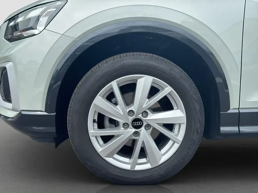 Gebraucht Audi Q2 Advanced Plus 150 PS (110 kW) 2025 Tausilber metallic SUV