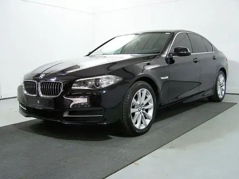 Używany BMW 520 190 KM (139 kW) 2015 Czarny Sedan/Limuzyna