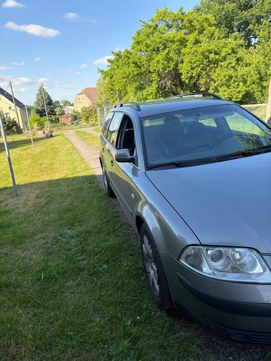 Gebraucht VW Passat 131 PS (96 kW) 2003 Kombi