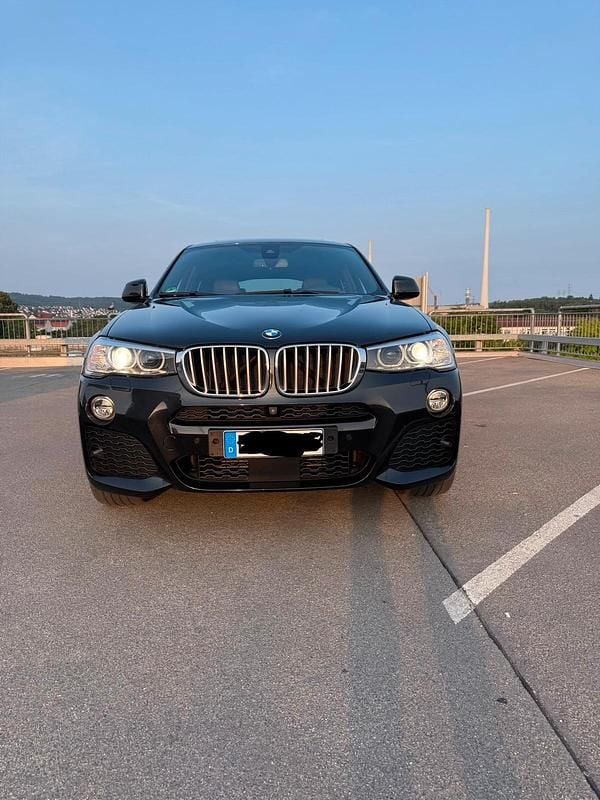 Schwarz Gebraucht 2018 BMW X4 SUV | 24.900 € (Fairer Preis) - Bild 1/4