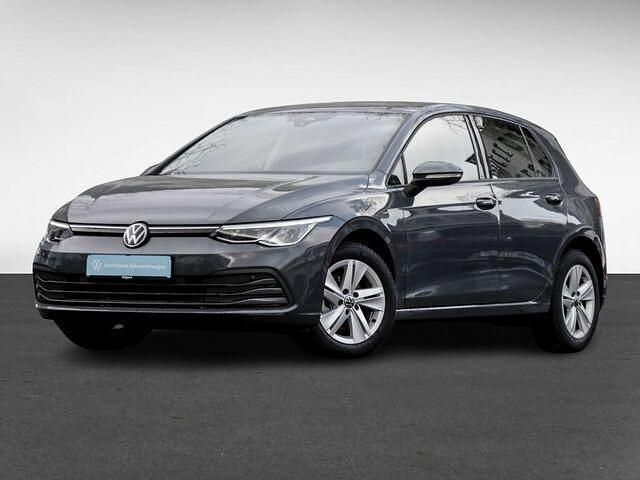 Gebraucht VW Golf VIII Life 131 PS (96 kW) 2024 Delfingrau metallic Limousine
