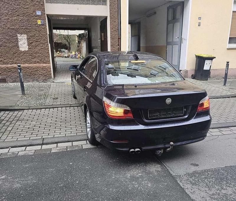 Gebraucht BMW 525 197 PS (144 kW) 2008 Limousine