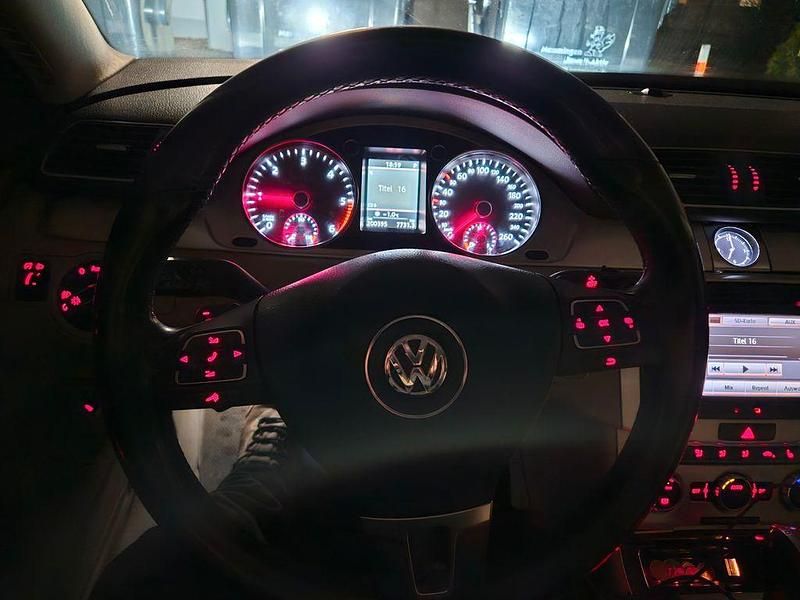 Gebraucht VW Passat 177 PS (130 kW) 2012 Braun Limousine