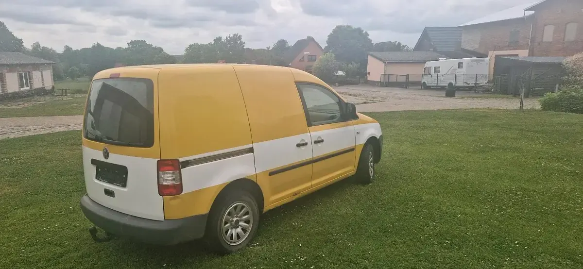 Gebraucht VW Caddy 105 PS (77 kW) 2007 Gelb Van / Kleinbus