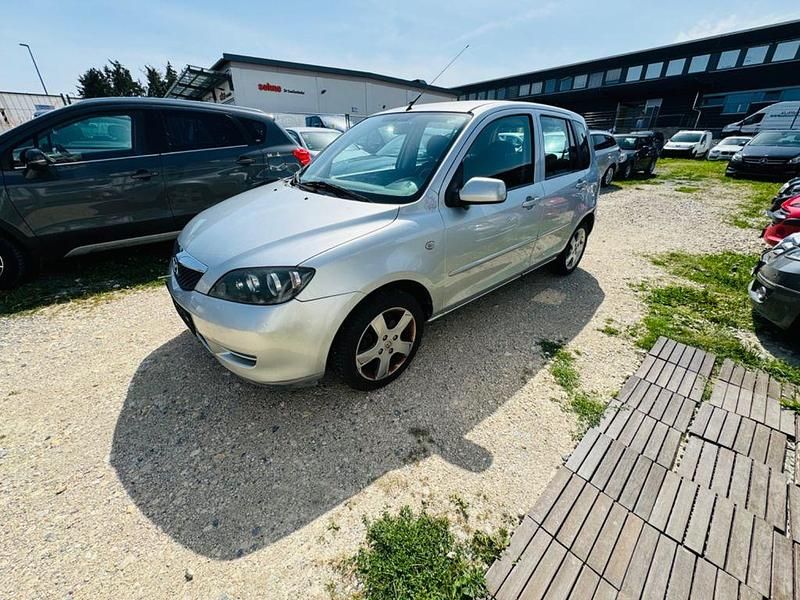 Gebraucht Mazda 2 Active 80 PS (58 kW) 2006 Silber Limousine