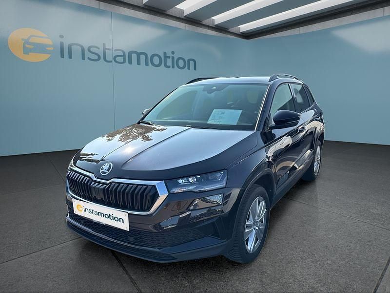 Schwarz Gebraucht 2024 Skoda Karoq SUV | 29.199 € (Guter Preis) - Bild 1/4