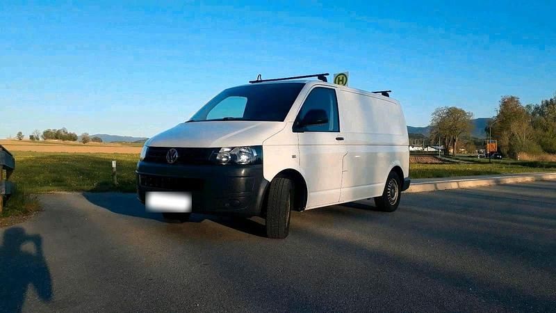 Second-hand VW Transporter 102 CP (75 kW) 2010 Alb Van