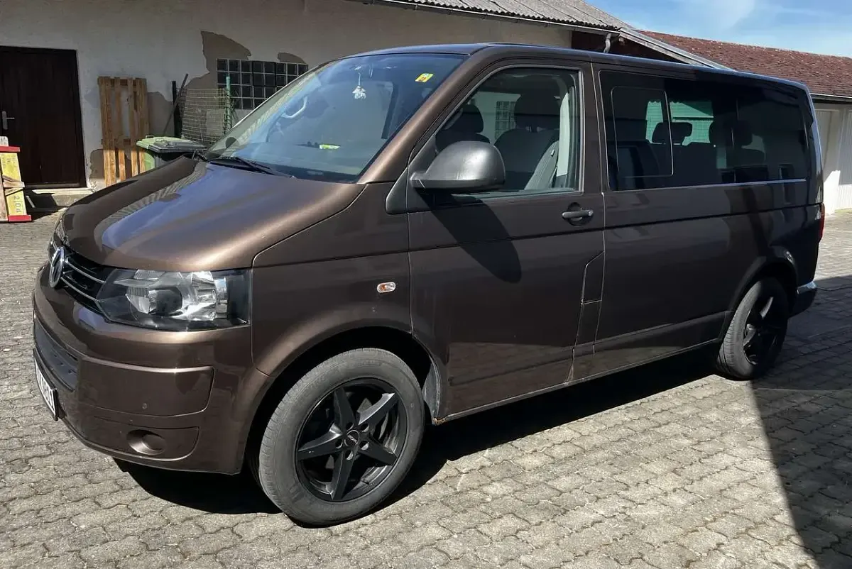 Gebraucht VW T5 Startline 140 PS (102 kW) 2010 Braun Van