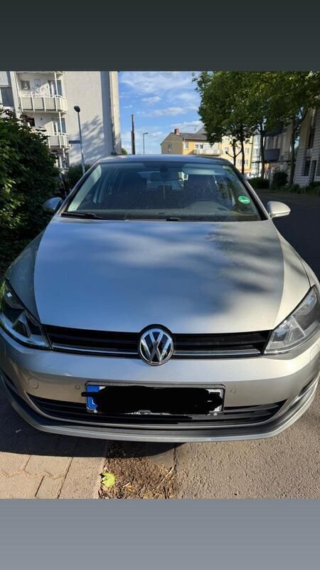 Silber Gebraucht 2013 VW Golf VII Limousine | 7.800 € (Fairer Preis) - Bild 1/4