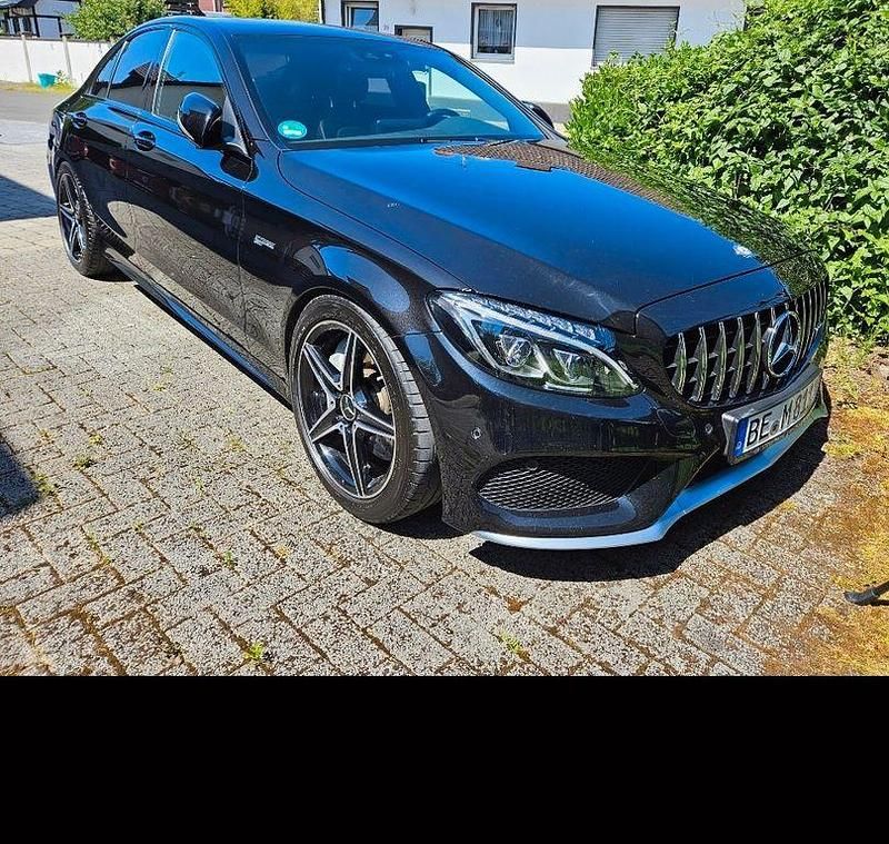 Schwarz Gebraucht 2017 Mercedes C43 AMG AMG Limousine | 32.998 € (Guter Preis) - Bild 1/4