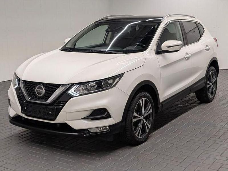 Weiß (brillantweissmet.) Gebraucht 2019 Nissan Qashqai N-Way SUV | 17.480 € (Fairer Preis) - Bild 1/4